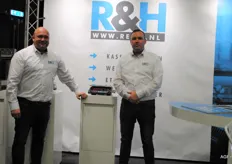R&H is de nieuwe naam van Ridder en Hertog, Remco Dennekamp en Theo Horden waren present.